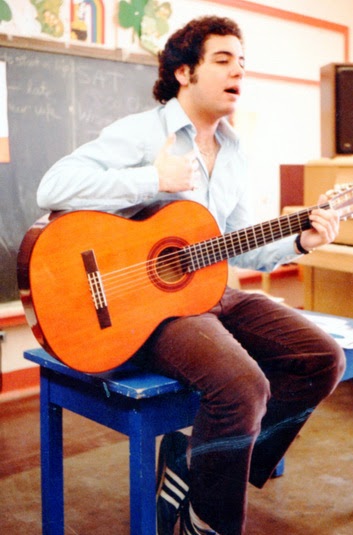 Mark Winkler guitar Mark Winkler singing and playing guitar